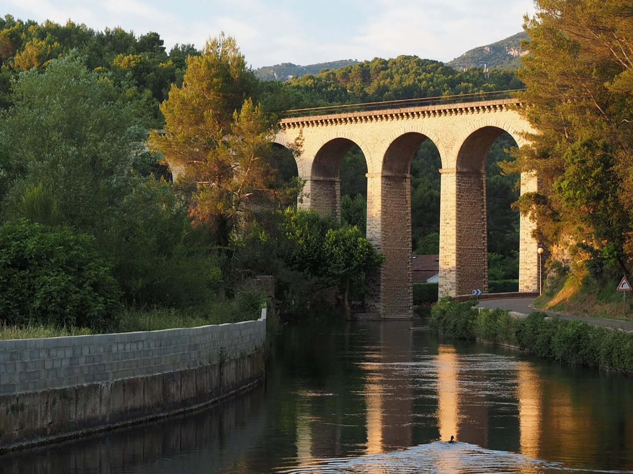 fontaine_de_vaucluse